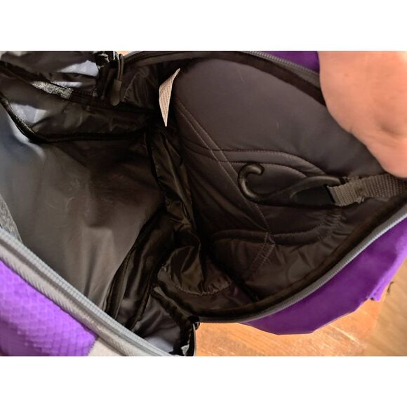 Louisville Slugger Purple Gray 16" Softball Baseball Backpack Bag w/ Bat Holders - Picture 3 of 3